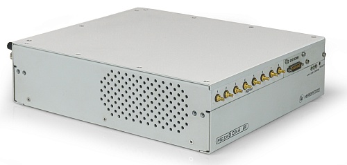 4-слотовое шасси LXI MezaBox-4 LXI 4-слотовое шасси LXI MezaBox-4 LXI