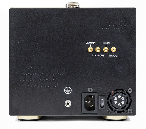 3-слотовое шасси СН-03 PXIe PC (Gen3, 350 Вт) 3-слотовое шасси СН-03 PXIe PC (Gen3, 350 Вт)